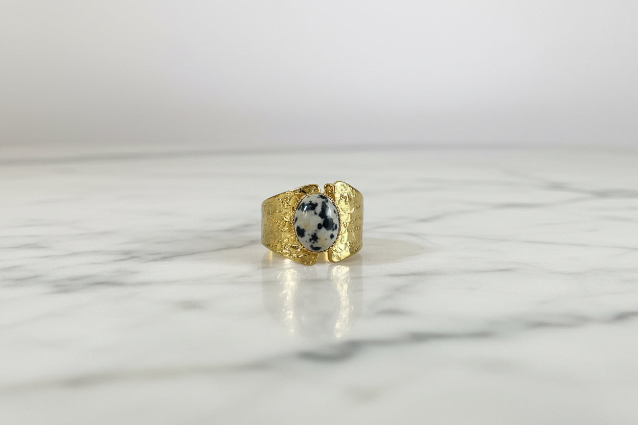 Anello pietra centrale