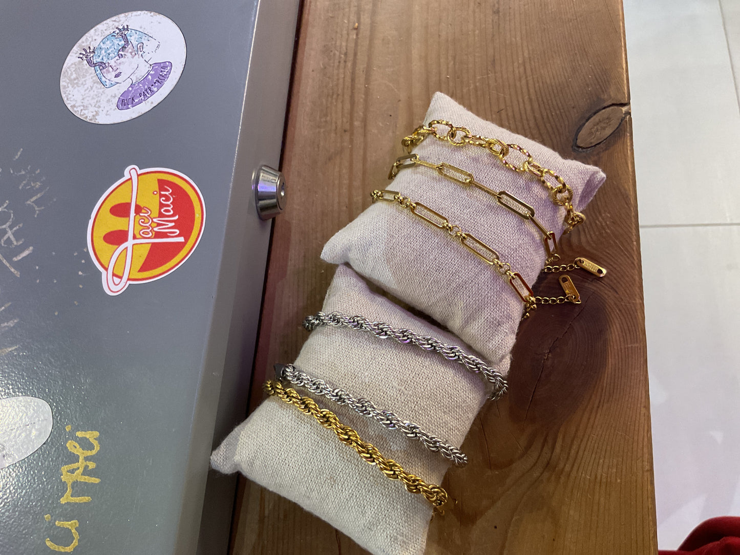 Bracciali