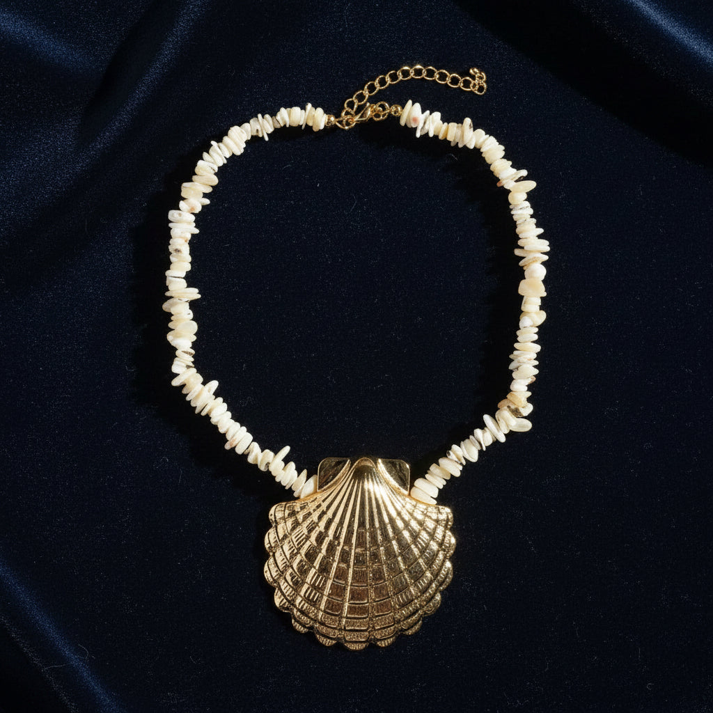 Collana medaglione conchiglia