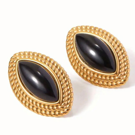 Orecchini con pietra nera