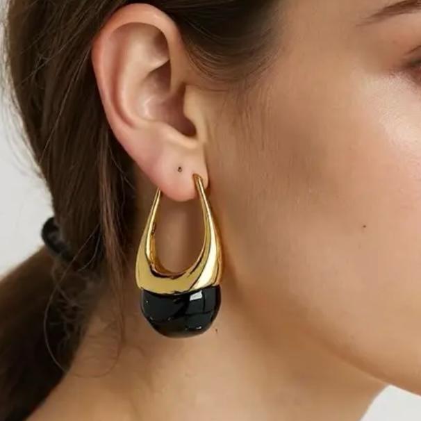 Orecchini con pietra