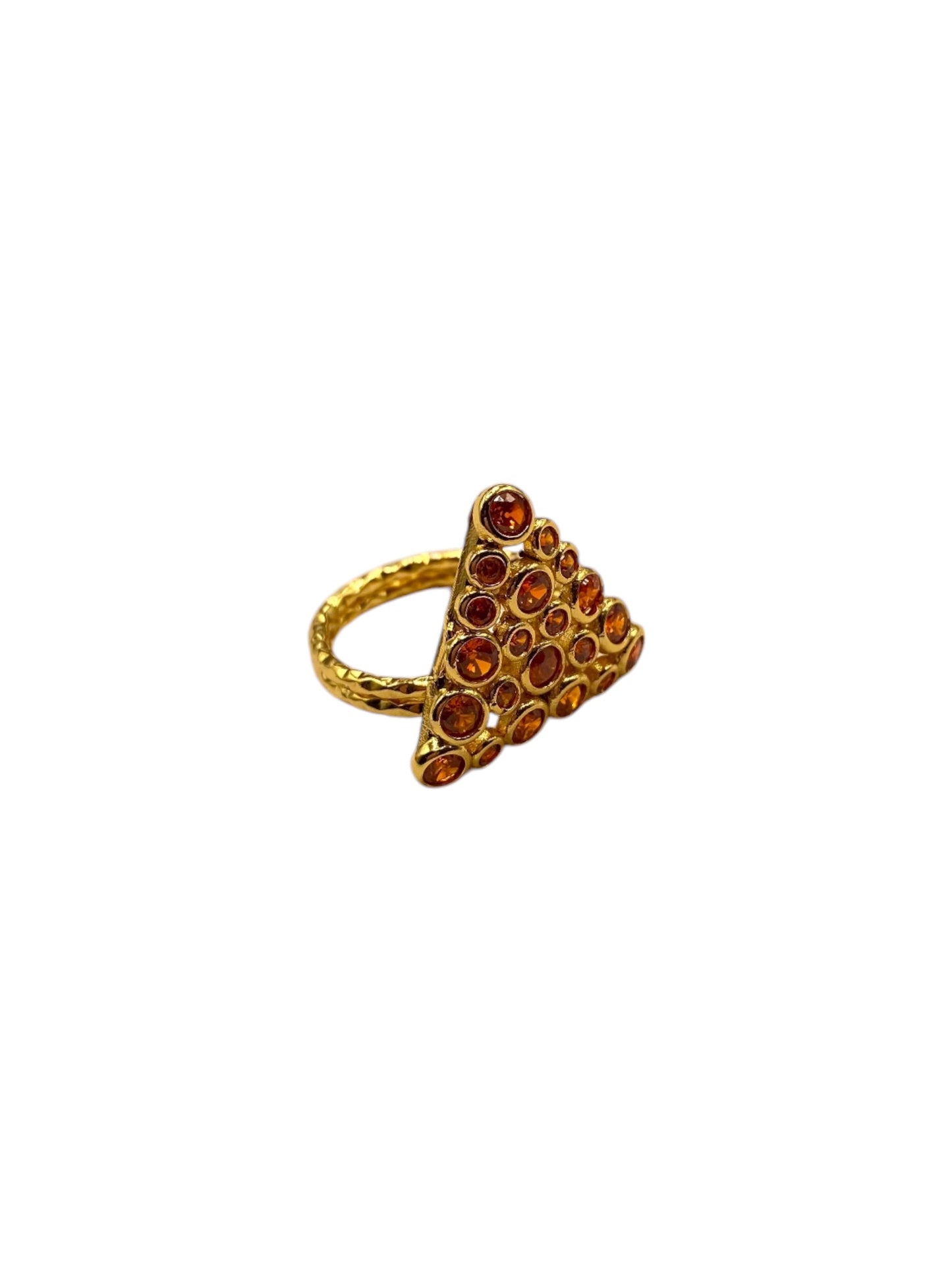 Anello Triangle